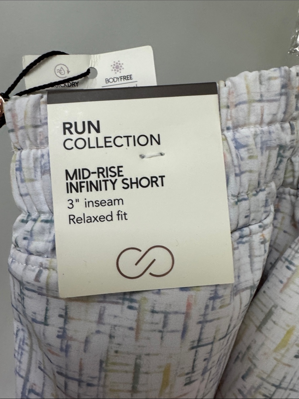 CALIA by Carrie Underwood mid rise infinity Light Multi-Pattern Athletic Shorts - Picture 5 of 15